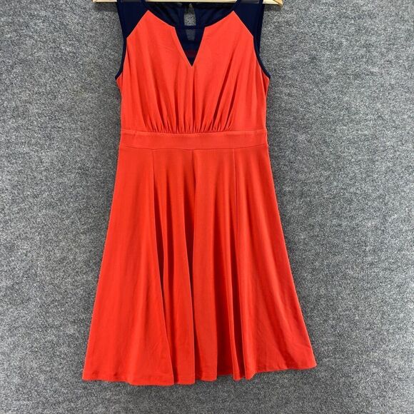 En Focus Dress Women 6 Red Sleeveless Sheath Pleated V Neck Knee Length - Picture 3 of 9